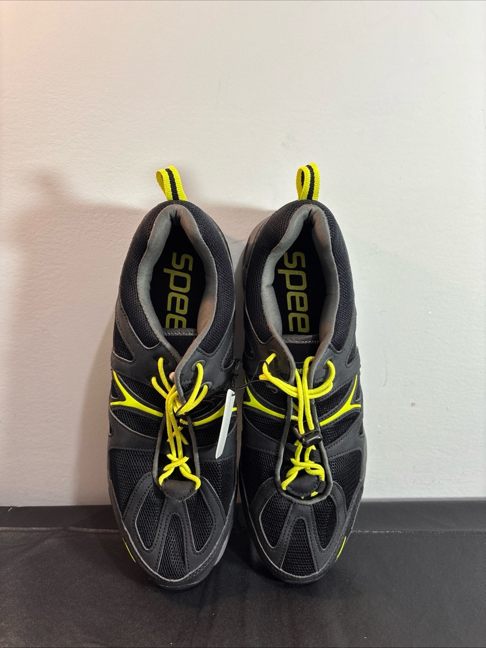 Speedo Men's Black & Yellow Swim Sneakers - Quick-Dry Water Shoes. 9/16
